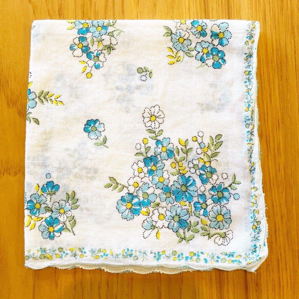Vintage Handkerchief Hanky Printed Blue White Flowers Scalloped Edge Cotton 11"